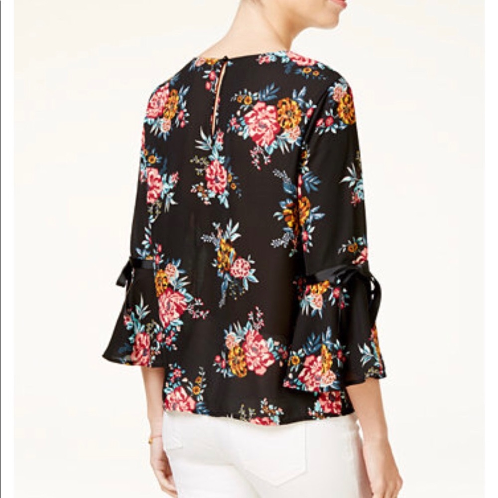 NWT $59 Lily Black Floral Tie Bell Sleeve SM / Med - Picture 7 of 7
